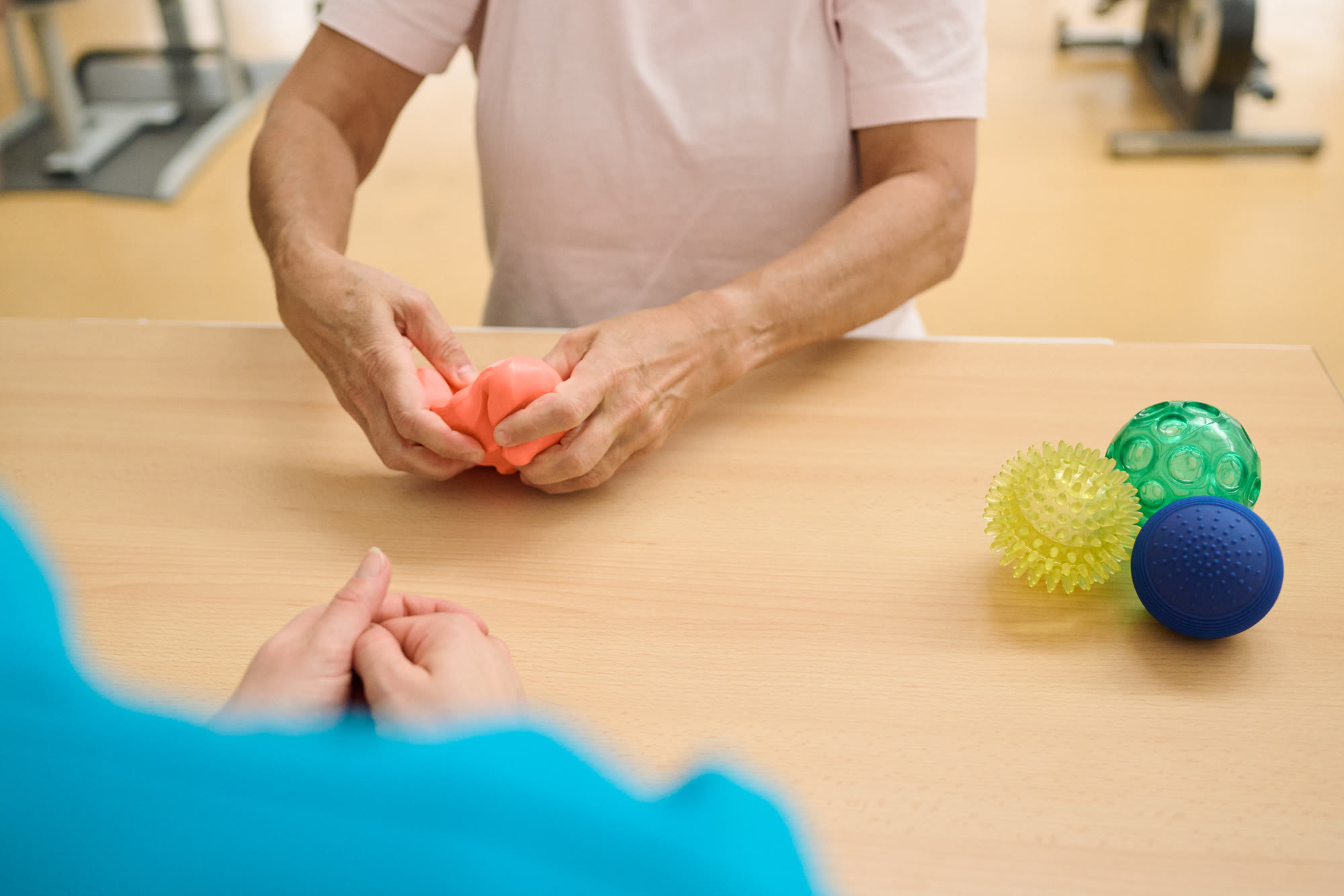 Gezielte Übungen in der Handtherapie